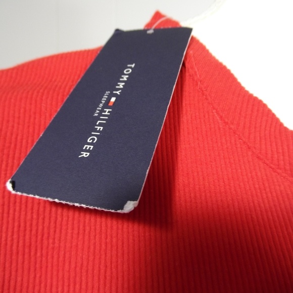 Nwt Tommy Hilfiger ribbed thermal size small - Picture 2 of 8